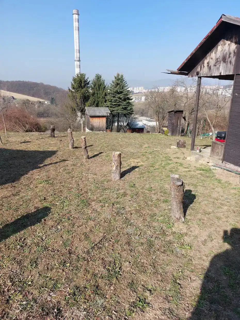 Pozemok pred prácou
